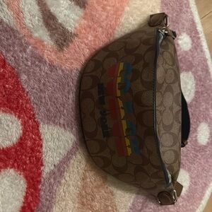 Coach Signature Zip Pouch